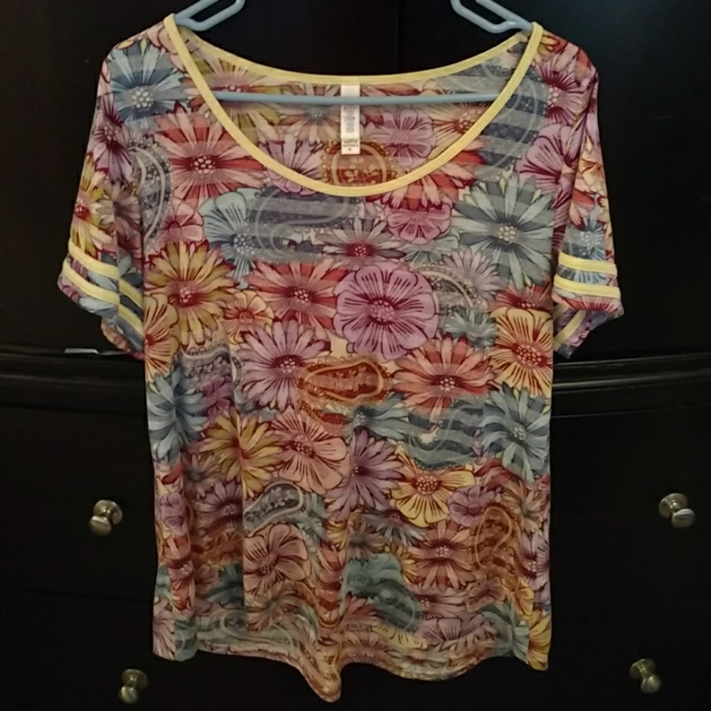 Lularoe XL Classic T